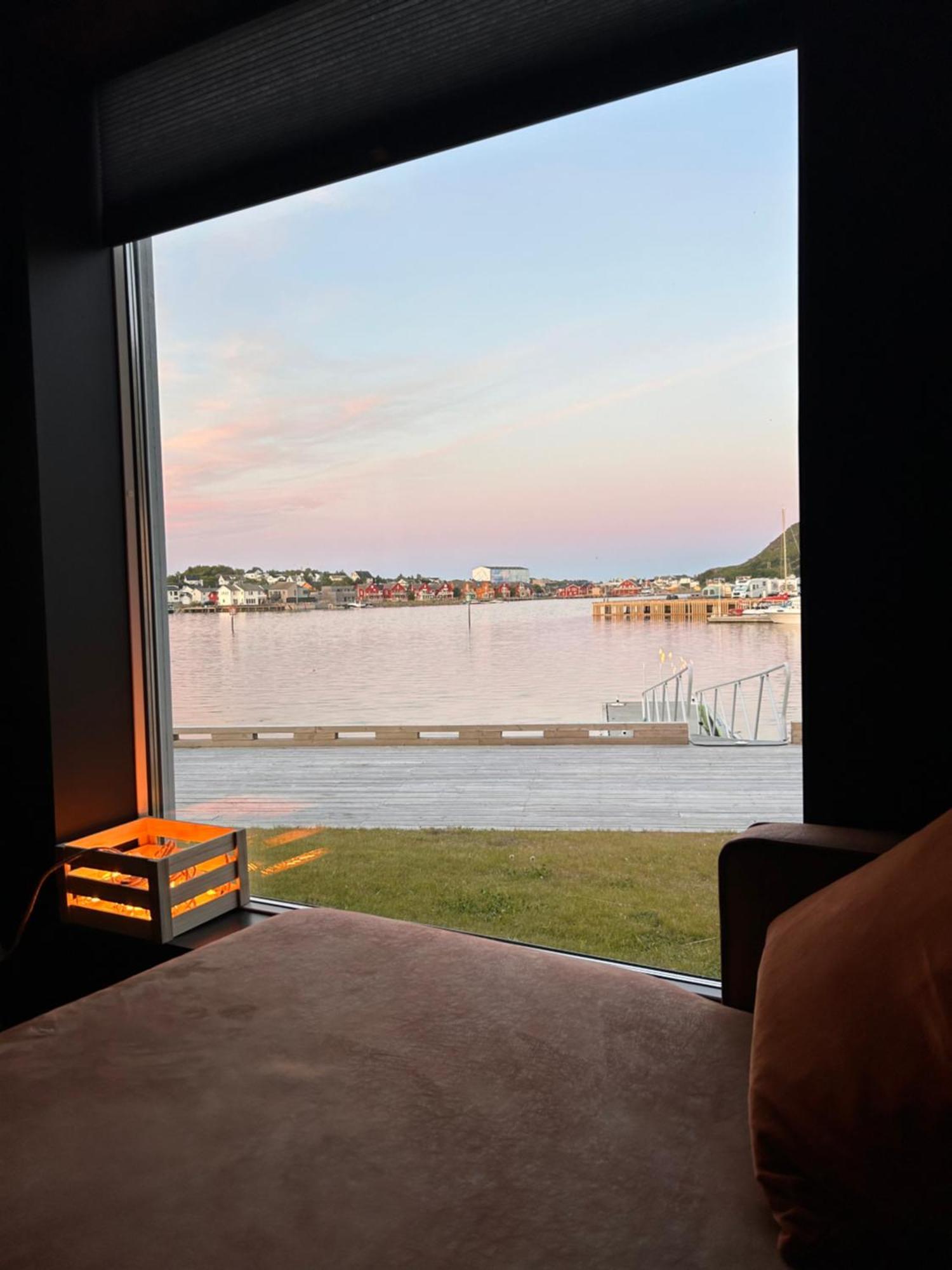 #Lofoten Leilighet Ved Sjoen Ballstad Eksteriør billede